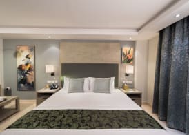 Centara Muscat Hotel Oman 4