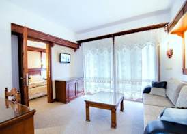 Gozen Hotel 3
