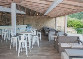 Aqua Blue Hotel 5