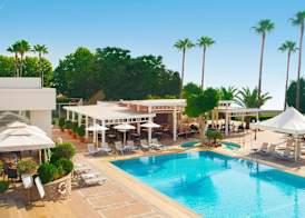 Ajax Hotel 2