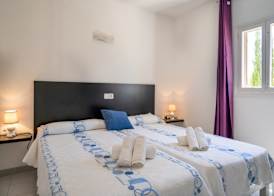 Bettina & Birgitta - Formentera Break 3
