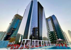 Canal Central Hotel Business Bay 5