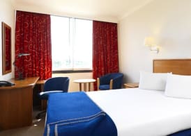 Airport Inn Gatwick 3