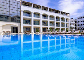 Albatros Spa & Resort Hotel 4