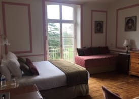 Château Hôtel Du Colombier 4