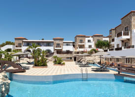 Costa Lindia Beach Resort 4