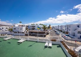 Apartamentos Corona Mar 3