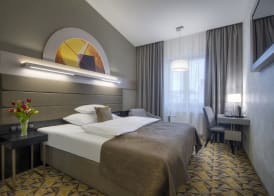 Hotel Essence 2