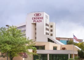 Crowne Plaza VIRGINIA BEACH TOWN CENTER by IHG 2