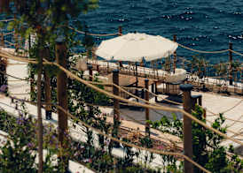 Lures Hotel 3