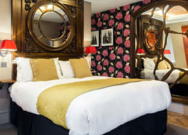 Le Monde Hotel 3