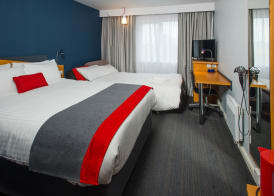 Holiday Inn Express LICHFIELD by IHG 4