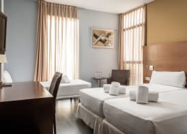 Hotel Madanis 4