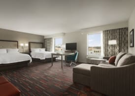 Hampton Inn & Suites St. Louis/Alton, IL 2