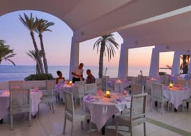 Hari Club Beach Resort 5