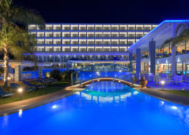 Oceanis Beach Hotel 4