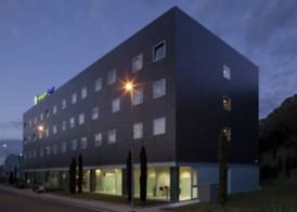 Holiday Inn Express PAMPLONA by IHG 2