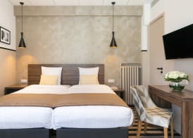 Hôtel Locarno Nice 2