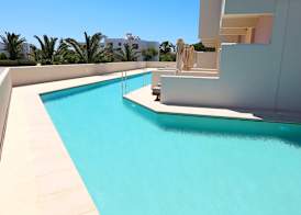 Sovereign Beach Hotel 2