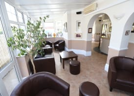 The Corner House Hotel 5