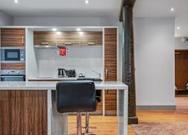 Roomzzz Newcastle City 4