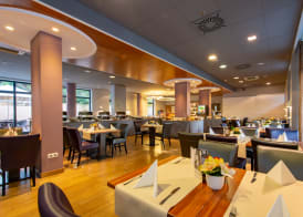 Hotel Regnum Residence 5