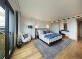 Tower Suites by Blue Orchid 2