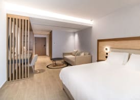 AKASHA Beach Hotel & Spa 4