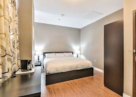 NU Hotel Toronto Airport 5