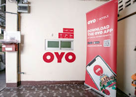 OYO 525 MRT Phetkasem 48 -1 Place 2