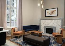 Courtyard by Marriott Philadelphia Downtown 2
