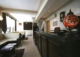 Grand Peninsula Hotel 5