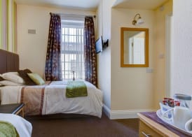 Hawthorn House 4