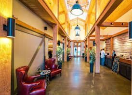 Rush Creek Lodge at Yosemite 3