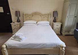 Langley Inn 4