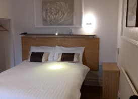 Glenfield Lodge Guest House 4