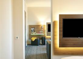 X Hotel 4