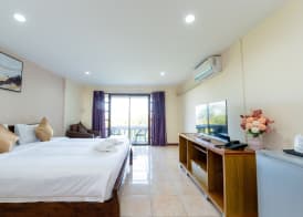 Hillside Resort 5