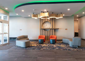 La Quinta Inn & Suites by Wyndham San Antonio Seaworld LAFB 2
