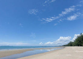Coral Hotel Bangsaphan 5