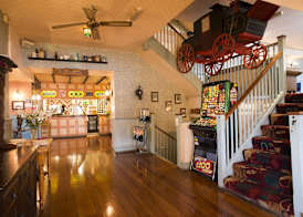 The Highwayman Inn 4