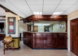 Quality Inn & Suites Mooresville-Lake Norman 4