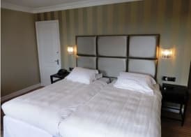 Cliff Hotel 4