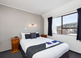 Kings Gate Motel 5