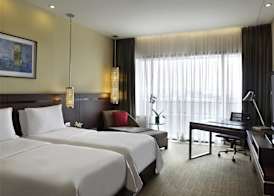 Sofitel Philippine Plaza Manila 4