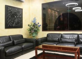 Queens Hotel Angeles City 4