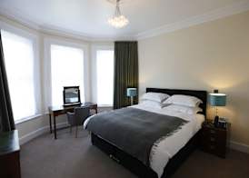 Glenlyn Apartments 5