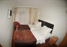 Palace Point Hotel 4