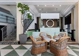 Roami at Hotel Astor 3