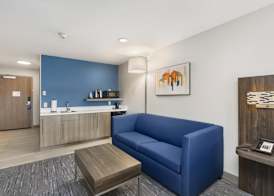 Holiday Inn Express & Suites PERU - LASALLE AREA by IHG 5